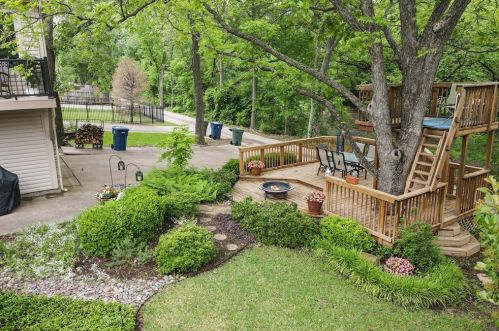 441 Country Vw Ln, Garland TX 75043-5612 exterior