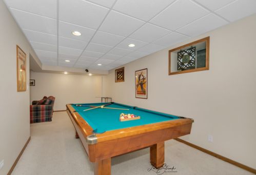 14 Meagan Ln, Lemont IL 60439-4496 exterior