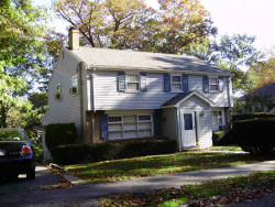 20 Rockledge Rd, Newton, MA 02461-1800