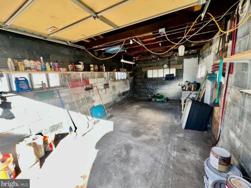 39 Harvard Ave, West Deptford NJ 08093-1808 exterior