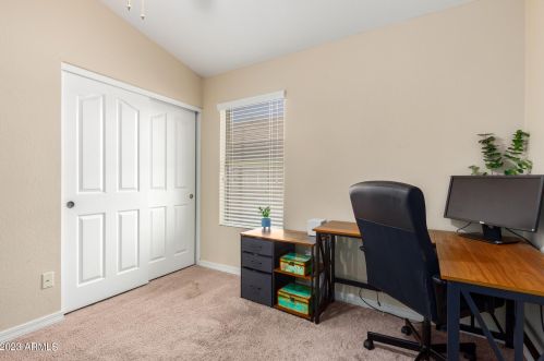 4342 Abraham Ln, Phoenix AZ  85050-6895 exterior