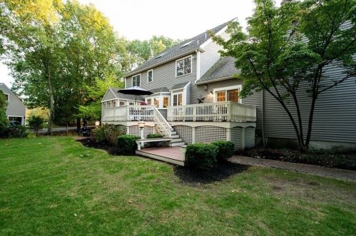 33 Franklin Rodgers Rd, Hingham MA 02043-2665 exterior