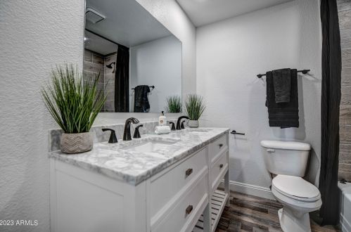 9022 18 Dr, Phoenix AZ 85021-2908 exterior