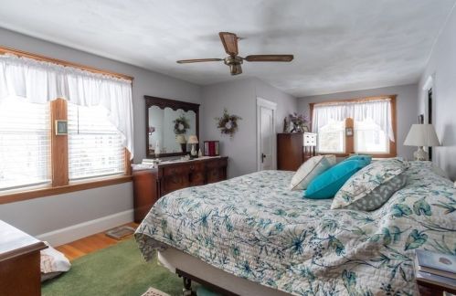 72 Prince St, Needham MA 02492-3718 exterior