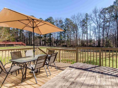 464 Walnut Crk Dr, Stockbridge GA 30281 exterior