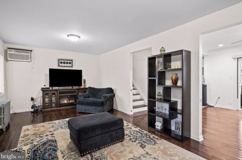 126 Carpenter St, Belleville NJ 07109-1456 exterior