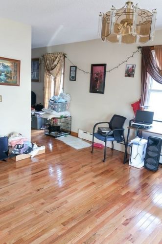 33 Independent St, New Bedford MA 02744-1800 exterior