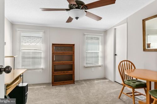 112 Cardinal Ave, West Deptford NJ  08051-1385 exterior