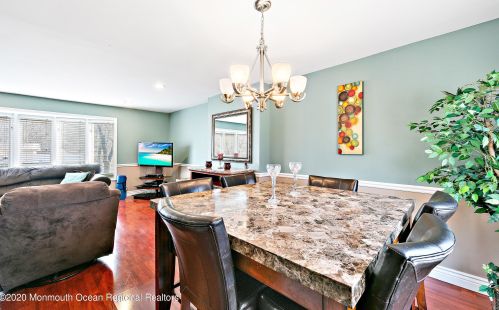 82 Buckingham Dr, Jackson Twp NJ 08527-2640 exterior