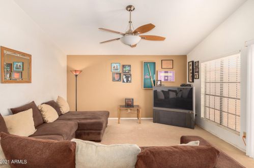 13642 41 Pl, Phoenix AZ 85028-2214 exterior