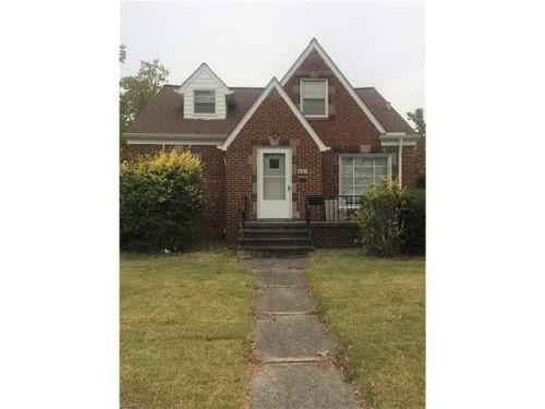 861 232 St, Cleveland OH  44123-2511 exterior