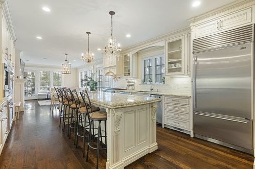 115 Aspen Ave, Newton MA 02466-3022 exterior