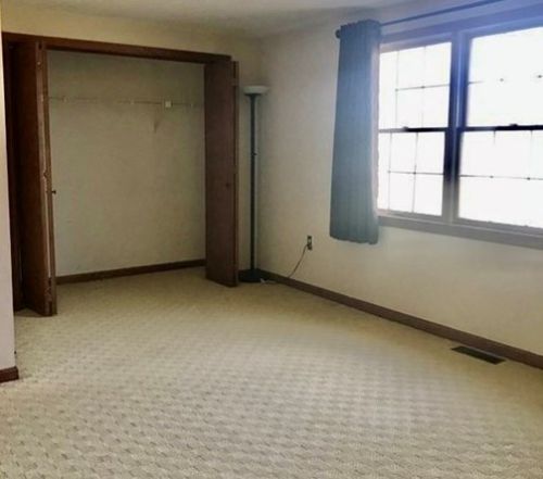 27 Christopher Dr, Methuen MA 01844-6558 exterior