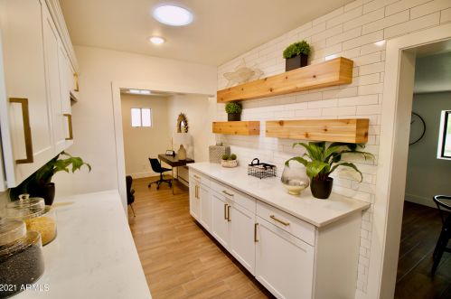 1719 Fairmount Ave, Phoenix, AZ 85015-5223