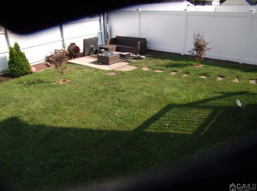 4 Harrison Ave, Carteret, NJ 07008-1708