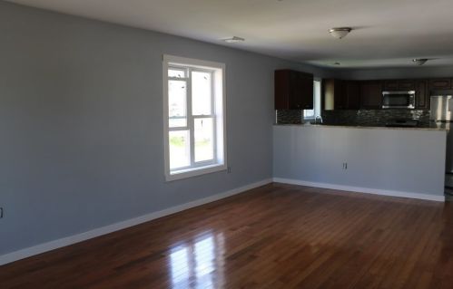 247 Pilgrim Ave, Worcester MA 01604-4749 exterior