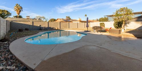 3762 Crocus Dr, Phoenix AZ 85032-5419 exterior