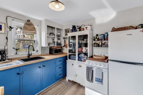 722 State Hwy, Eastham MA 02642-2534 exterior