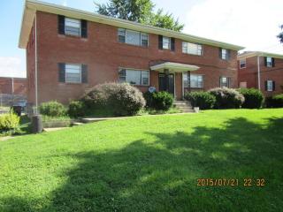 3007 Pamela Way, Louisville KY  40220-2244 exterior