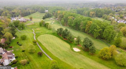 11102 Willow Bottom Dr, Columbia MD 21044-1069 exterior