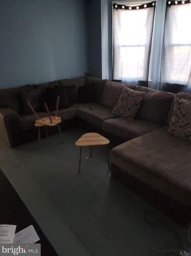 675 Broad St, West Deptford NJ 08096-1605 exterior