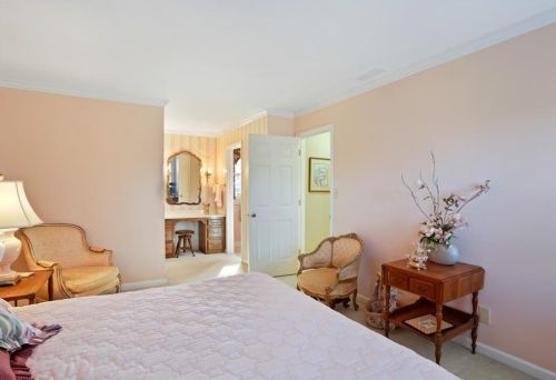 1266 Mile Post Dr, Atlanta GA 30338-4710 exterior