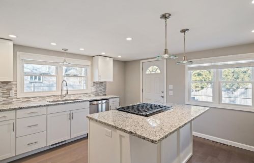 19 Jackson St, Plymouth MA 02360-5717 exterior