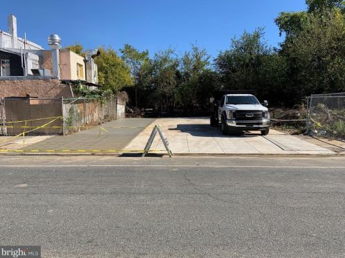 2053 5th St, Philadelphia PA  19148-2546 exterior