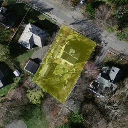 122 Elgin St, Newton MA  02459-2302 aerial view