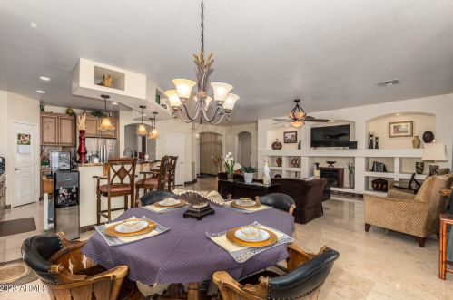 2602 Apollo Rd, Phoenix AZ 85042-5381 exterior