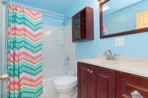 135 Bridge St, Newton MA 02458-1105 exterior