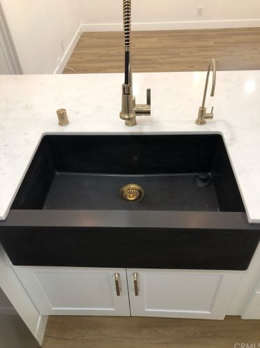 27 Tangerine, Irvine CA  92618-4565 exterior