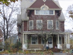 33 Washington Park, Newton, MA 02460-1915