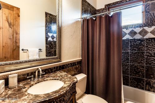 3382 Westview Trl, Park City UT 84098-6342 exterior