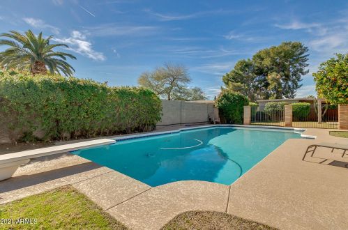 8039 6 Pl, Phoenix AZ 85024-1000 exterior