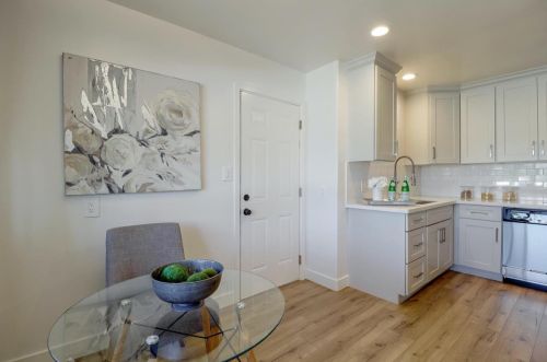 1135 Louise St, San Leandro CA  94578-3527 exterior