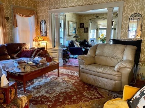 93 Haverhill St, Methuen MA 01844-4240 exterior