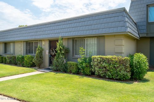 4734 20th Ave, Phoenix, AZ 85015-3739