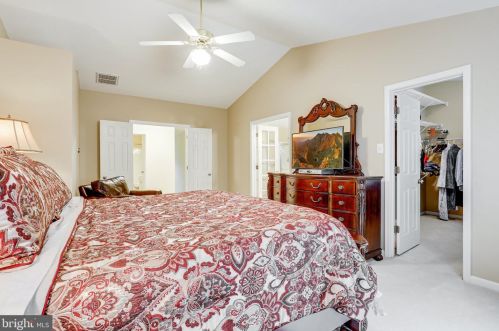 5424 Wooded Way, Columbia MD 21044-5722 exterior