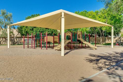 14406 43rd St, Phoenix AZ 85032-4126 exterior