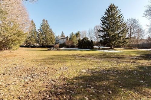 442 Washington St, Canton MA 02021-3630 exterior