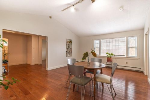 140 Norfolk St, Worcester MA 01604-2910 exterior