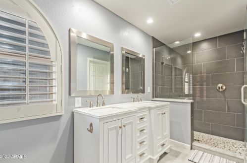 2412 Cielo Grande Ave, Phoenix AZ  85024-7552 exterior