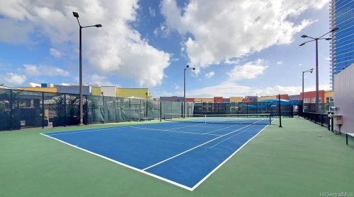 415 South St, Honolulu HI  96813-5052 exterior