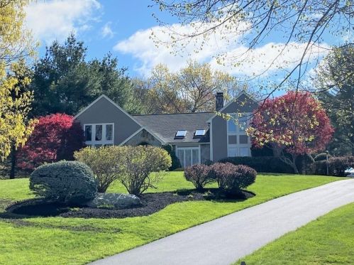 10 Patriot Way, North Reading, MA 01864-3225