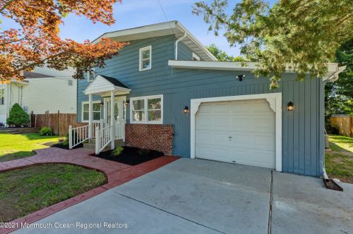 720 Carter Ave, West Deptford NJ  08096-1468 exterior