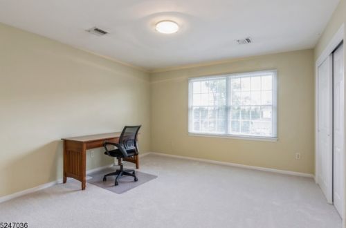 50 Deanna Dr, East Hanover NJ 07936-3208 exterior