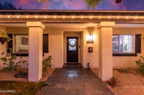 11605 37 Pl, Phoenix AZ 85050-2699 exterior