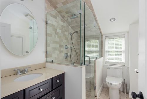 56 Elm St, Hingham MA 02043-2431 exterior