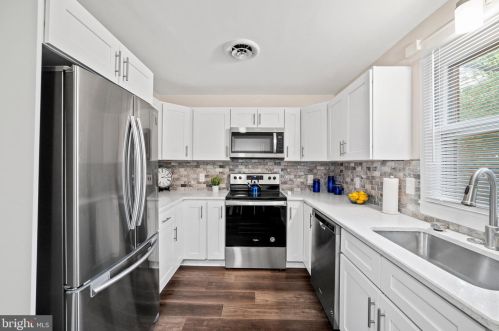 21 Williams Ave, West Deptford NJ  08096-5596 exterior